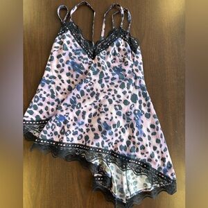 Elegant Animal Print Camisole with Lace Accents